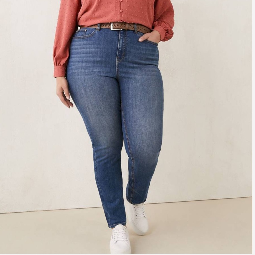 Responsible, Petite, Curvy Fit, Straight-Leg Jeans - d/C Jeans